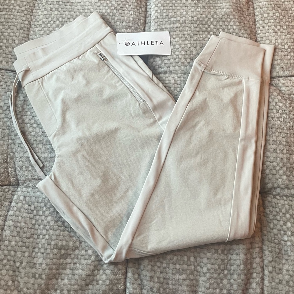 Athleta Headlands Hybrid Trek Joggers